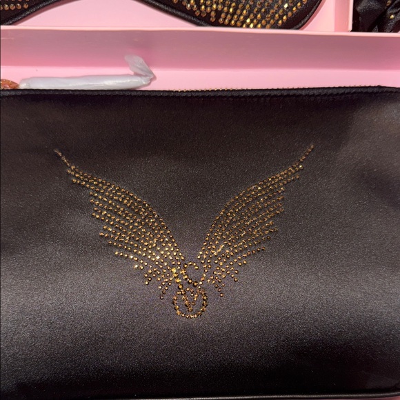 Victoria's Secret Black and Gold Satin Sleep Set- STUNNING. BNIB. - Picture 6 of 10